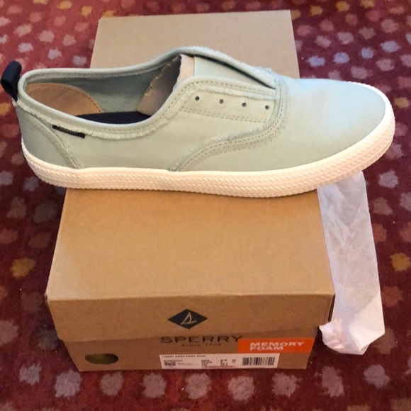 sperry crest knot fray sneakers